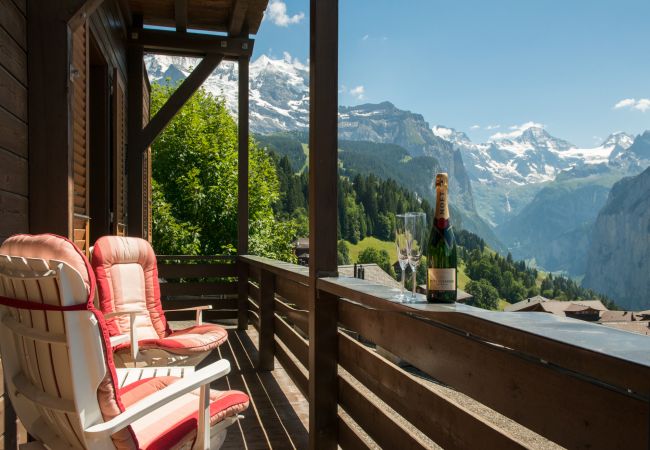 Ferienwohnung in Wengen - Chalet Sonneck Ferienwohnung in Wengen - Chalet Sonneck