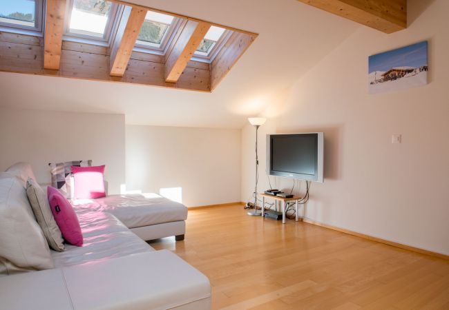 Ferienwohnung in Wengen - Chalet Roossi Penthouse Ferienwohnung in Wengen - Chalet Roossi Penthouse