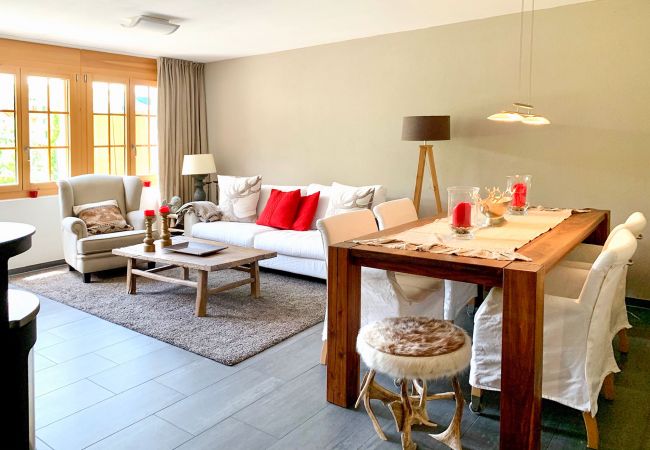 Ferienwohnung in Wengen - Waldbort - Hienderhoren Ferienwohnung in Wengen - Waldbort - Hienderhoren