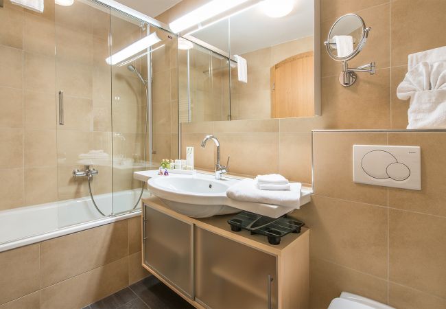 Ferienwohnung in Wengen - Waldbort - Hienderhoren Ferienwohnung in Wengen - Waldbort - Hienderhoren
