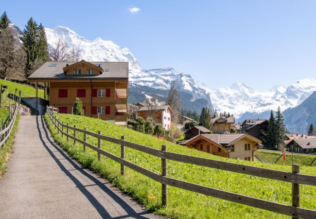 Ferienwohnung in Wengen - Chalet Bärgsunna Ferienwohnung in Wengen - Chalet Bärgsunna