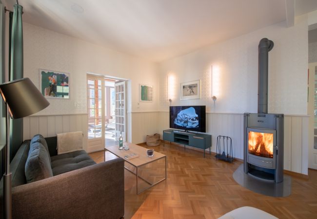  in Wengen - Chalet Hunnenfluh Garden Apartment