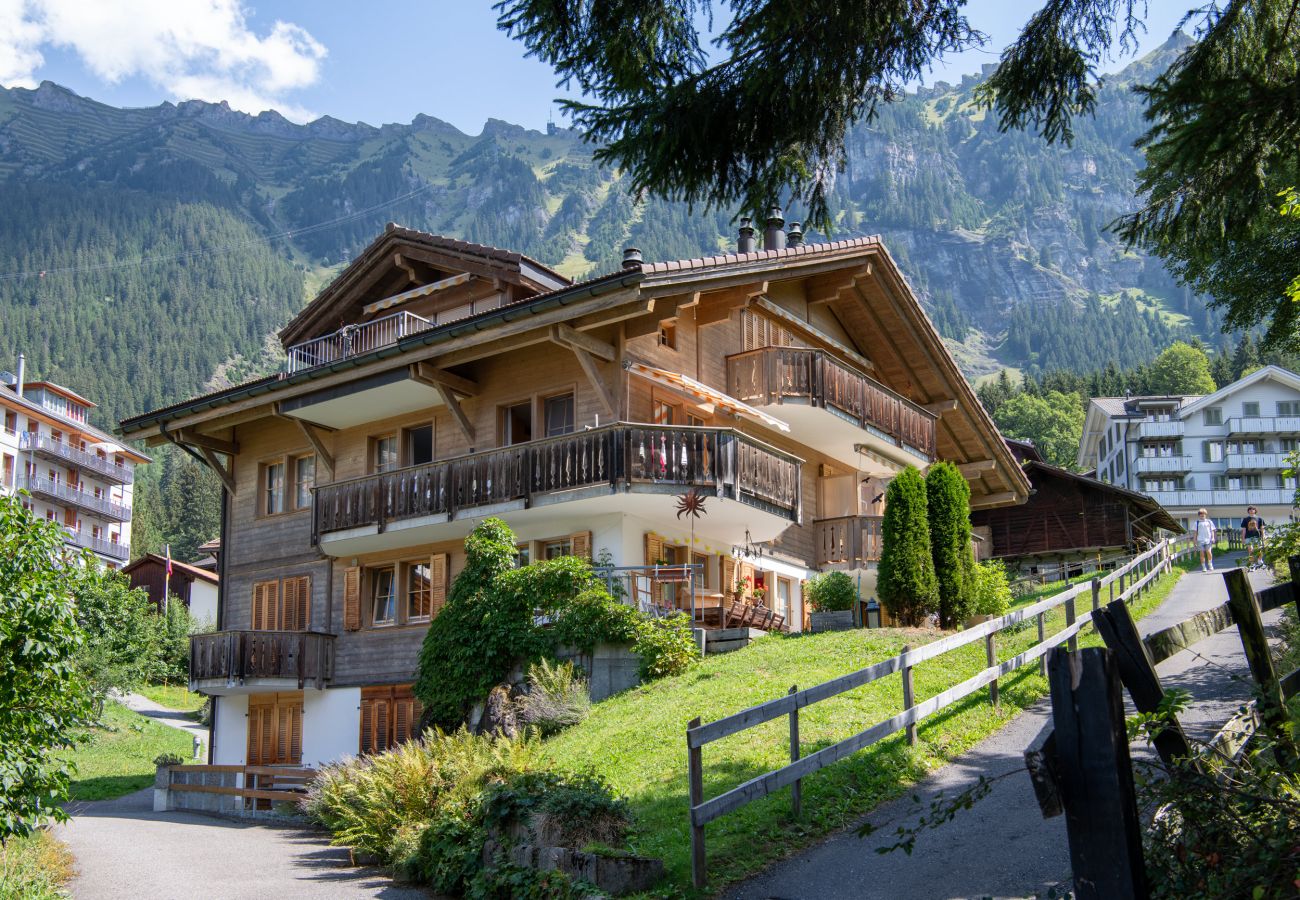 Ferienwohnung in Wengen - Chalet Sunnsyta