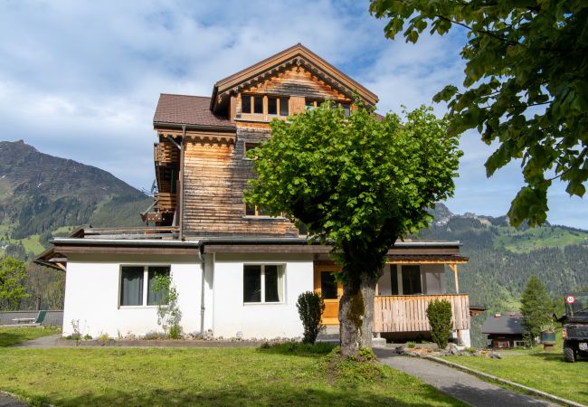 Appartement à Wengen - Chalet Montana Apt. 2OG Appartement à Wengen - Chalet Montana Apt. 2OG