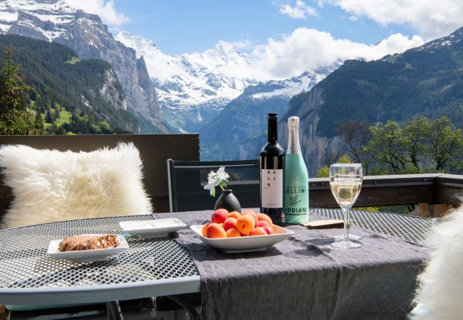 Appartement à Wengen - Chalet Montana Apt. 2OG Appartement à Wengen - Chalet Montana Apt. 2OG