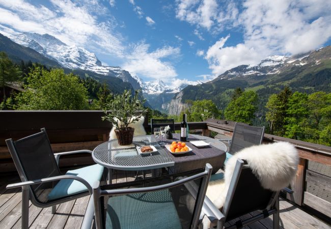 Appartement à Wengen - Chalet Montana Apt. 2OG Appartement à Wengen - Chalet Montana Apt. 2OG