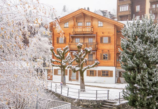 Apartment in Wengen - Chalet Alpina Apartment in Wengen - Chalet Alpina