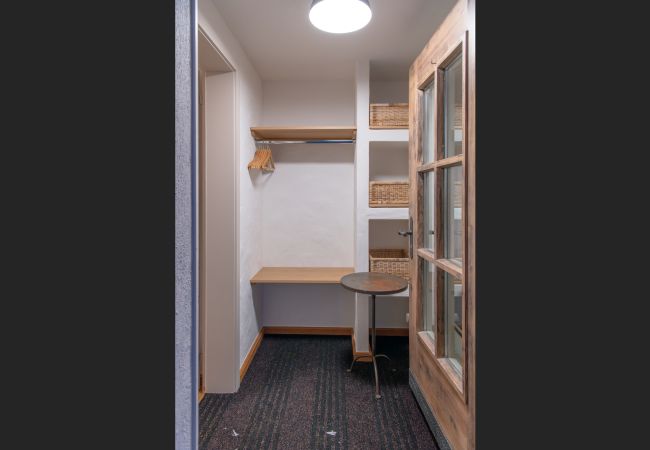 Apartment in Wengen - Chalet Hüttli Apartment in Wengen - Chalet Hüttli